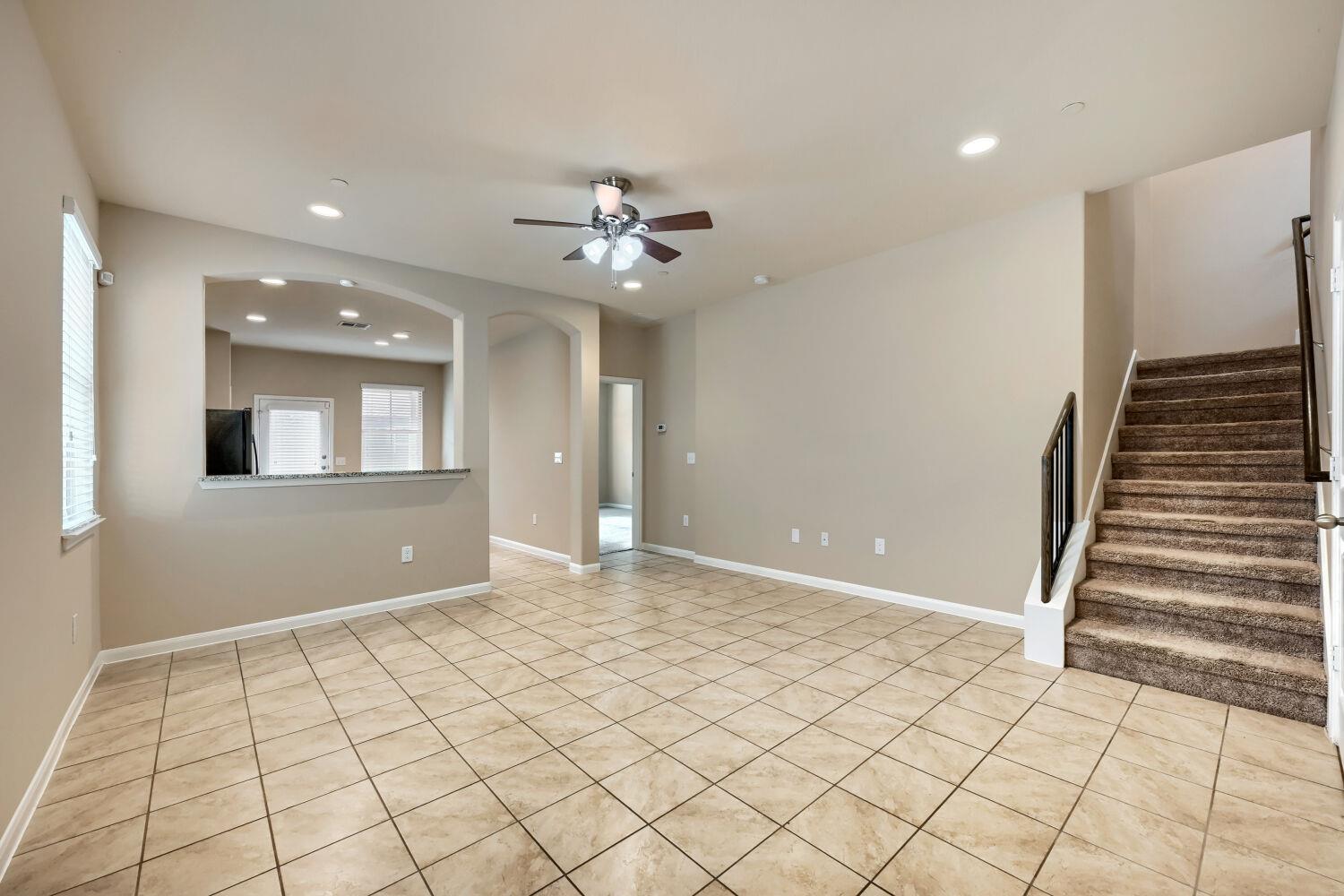 2880  Donnell Dr  #3001 photo 4