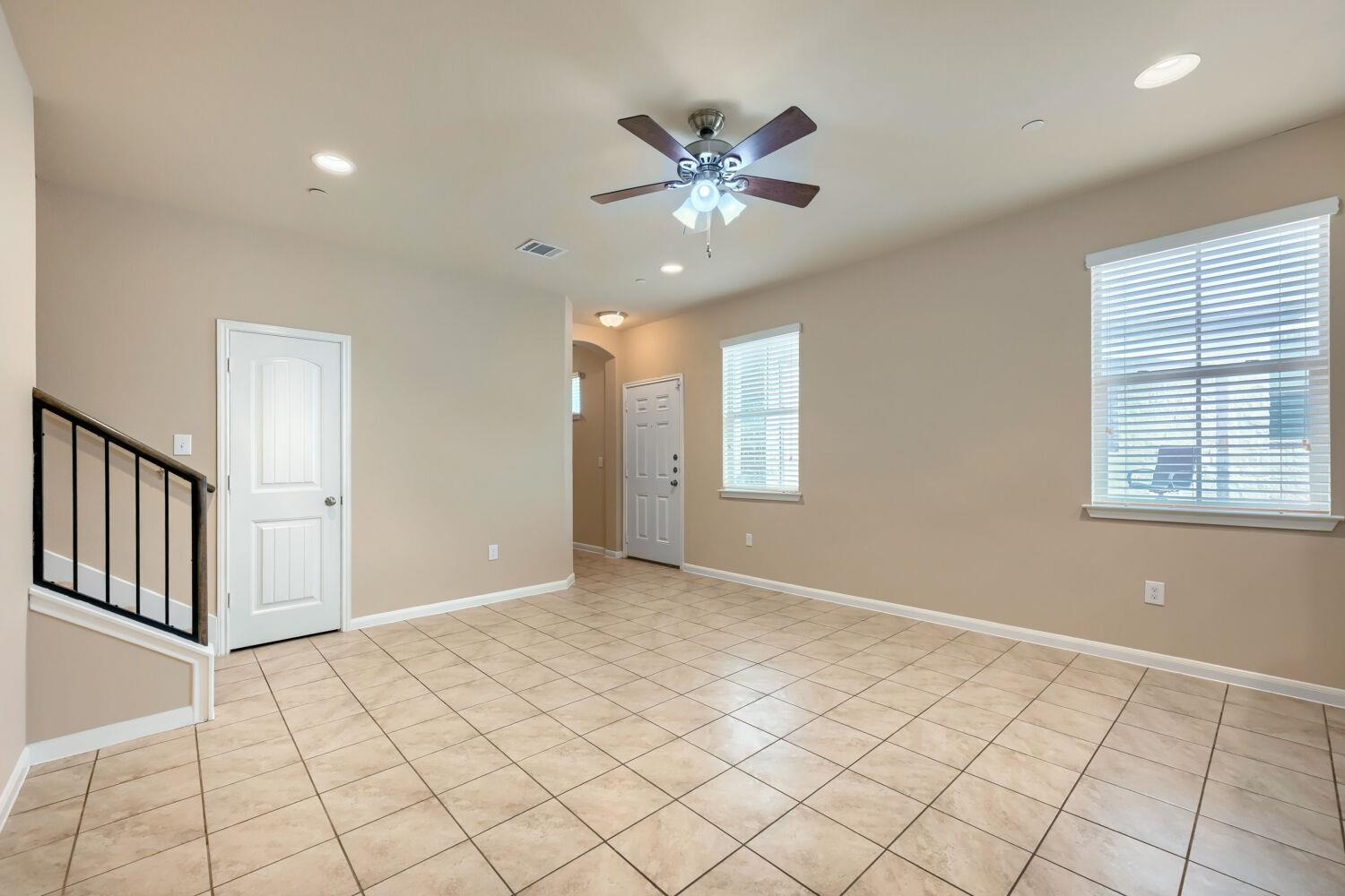 2880  Donnell Dr  #3001 photo 5