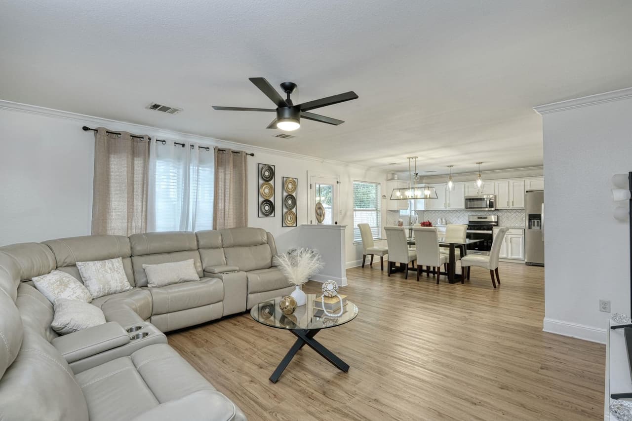 1405  Mojave Bnd photo 6