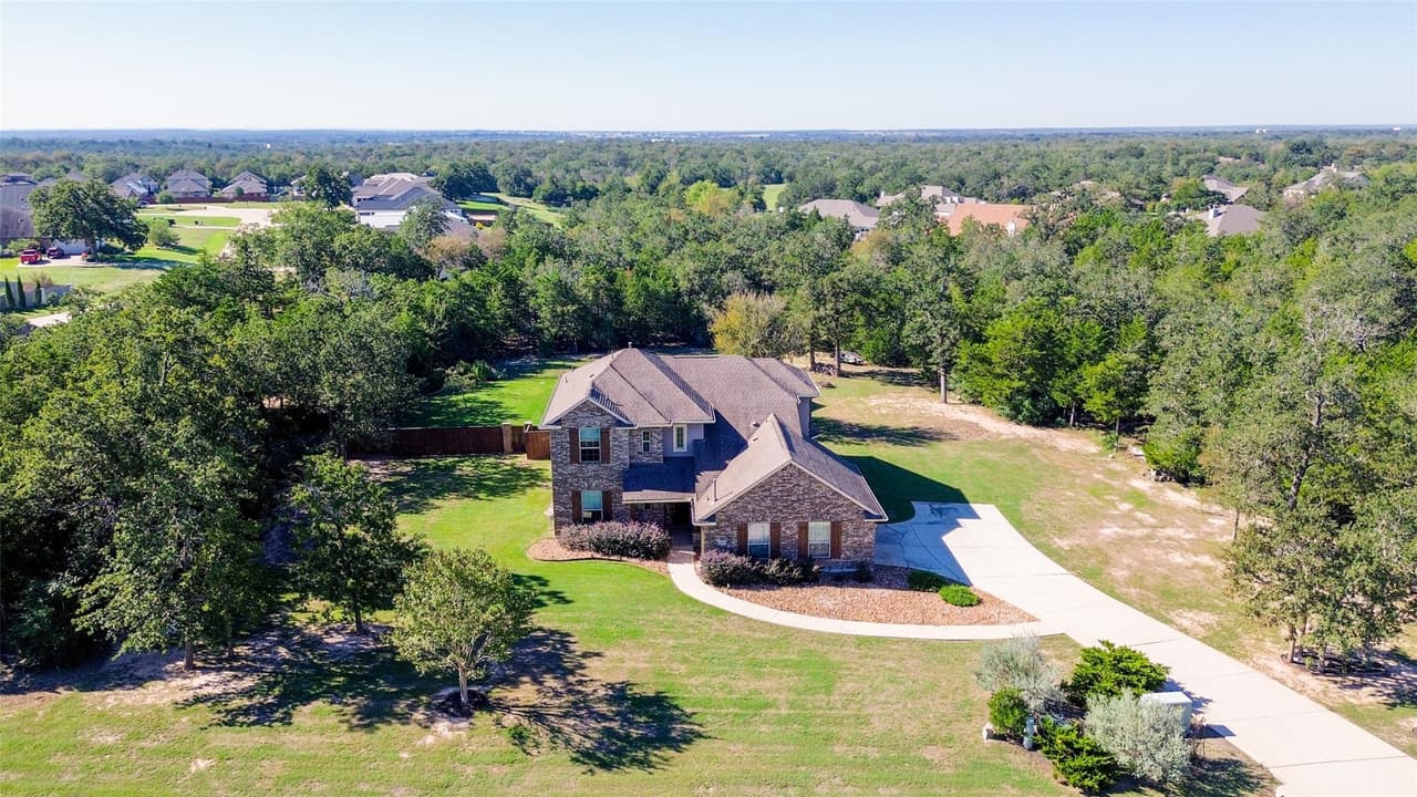 245  Chisholm Trl