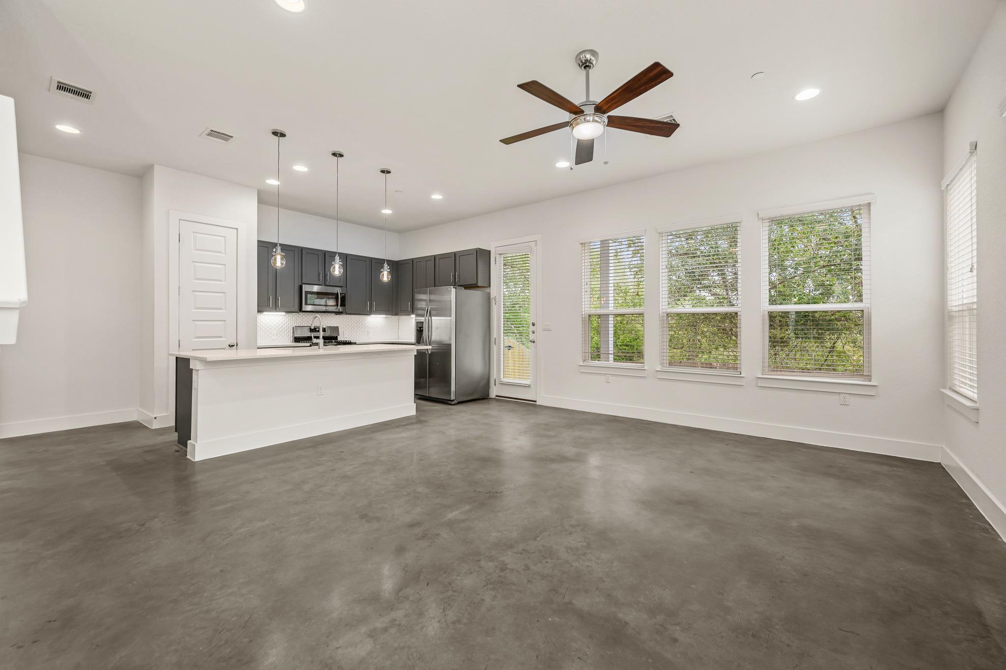 8922  Menchaca Rd  #701 photo 3