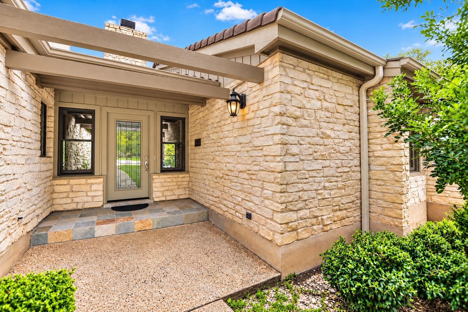 104  Indian Bend Dr photo 2