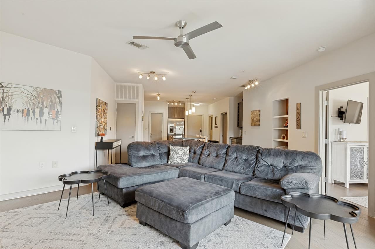 3600 S Lamar Blvd  #210