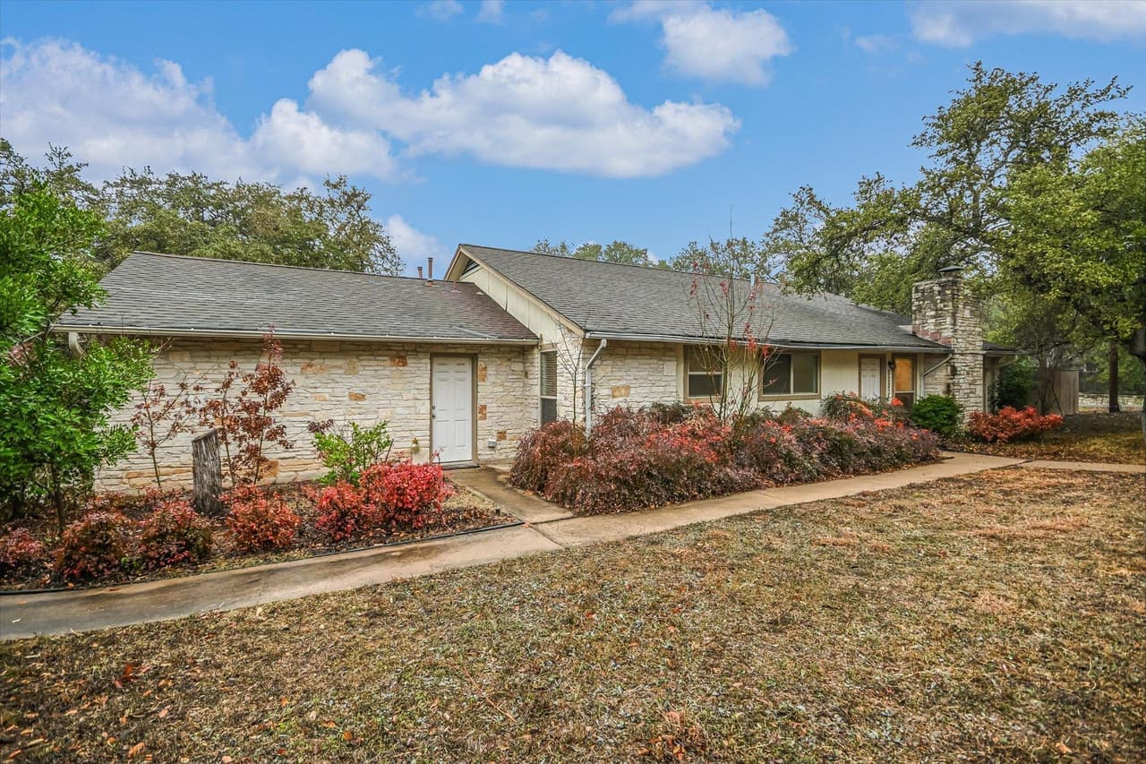 3207  Eanes Circle Cir