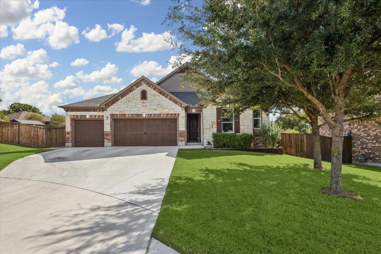 3113  Maurine Dr photo 4