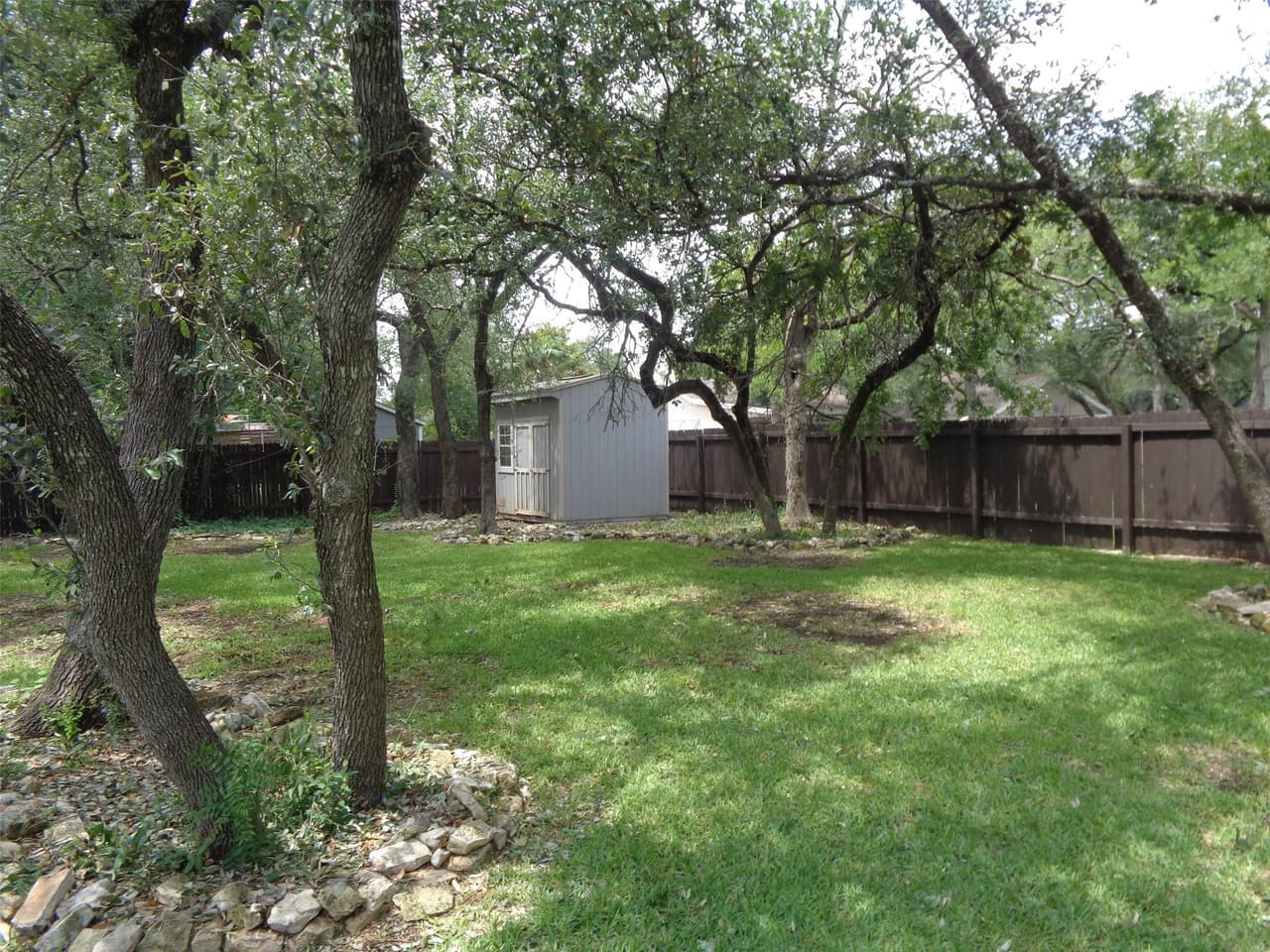 104  Settlers Dr photo 2