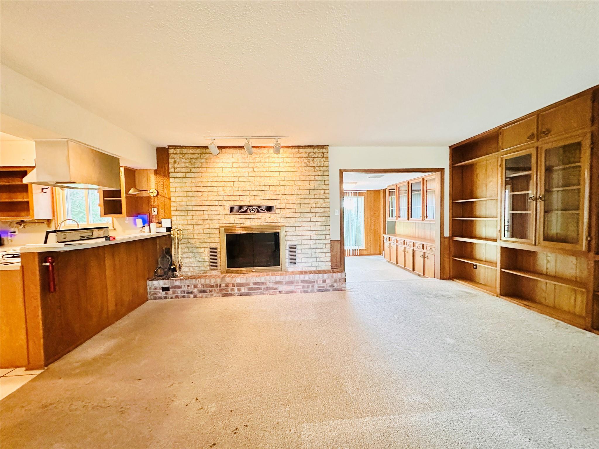 1704  Parkside Ln photo 6
