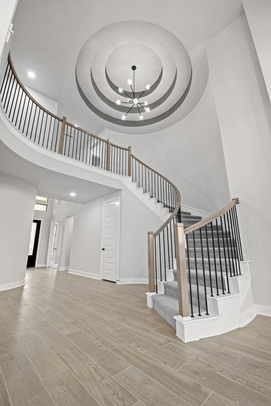 167  Westover Ln photo 2