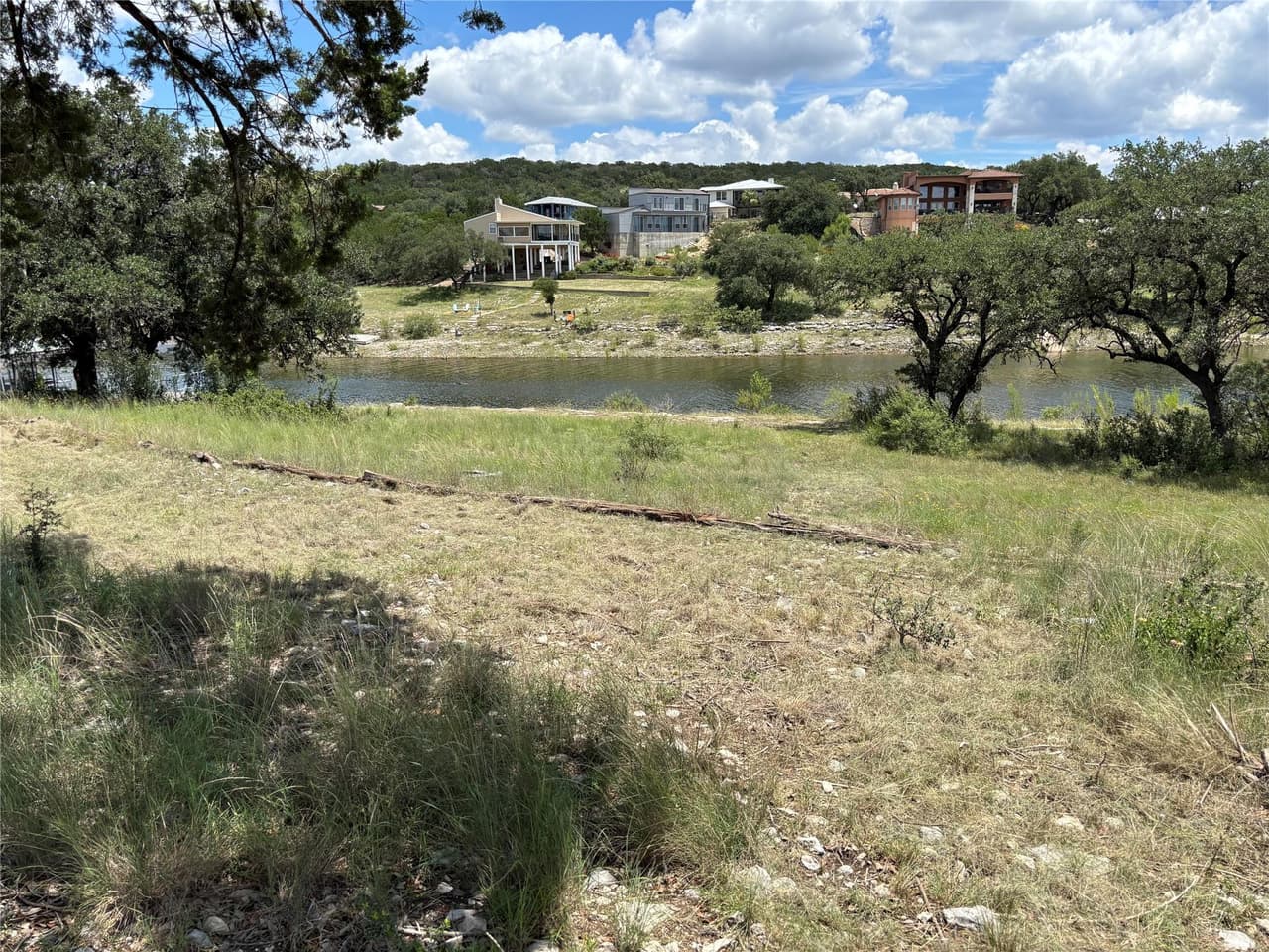 2805  Cornell Cv photo 6