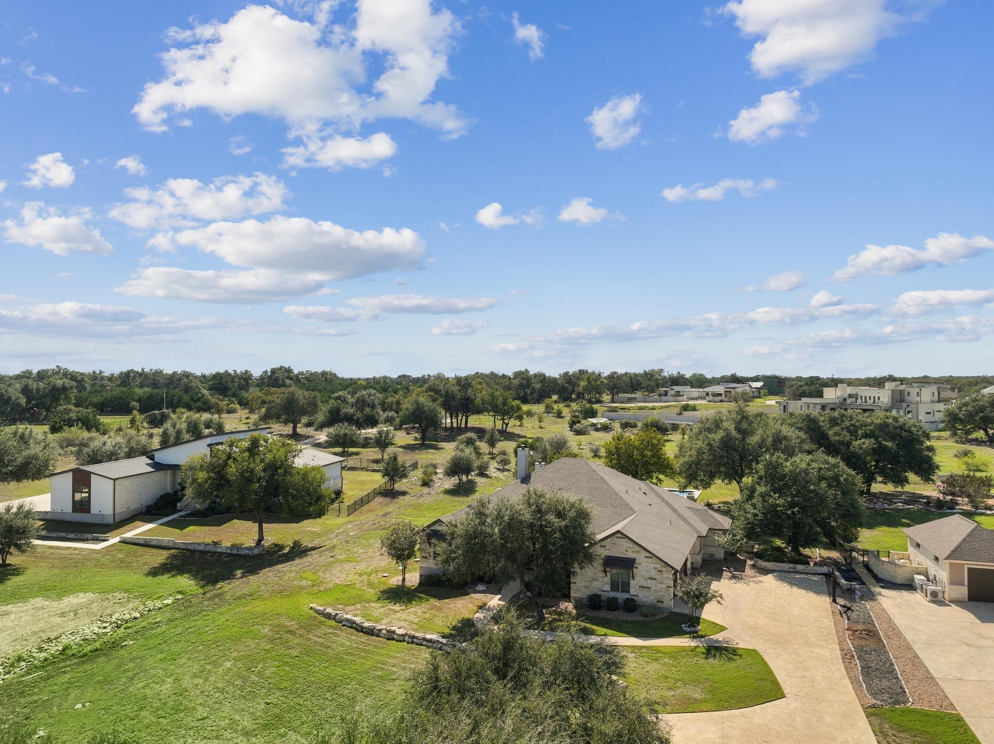 1209  Eagle Point Dr photo 3