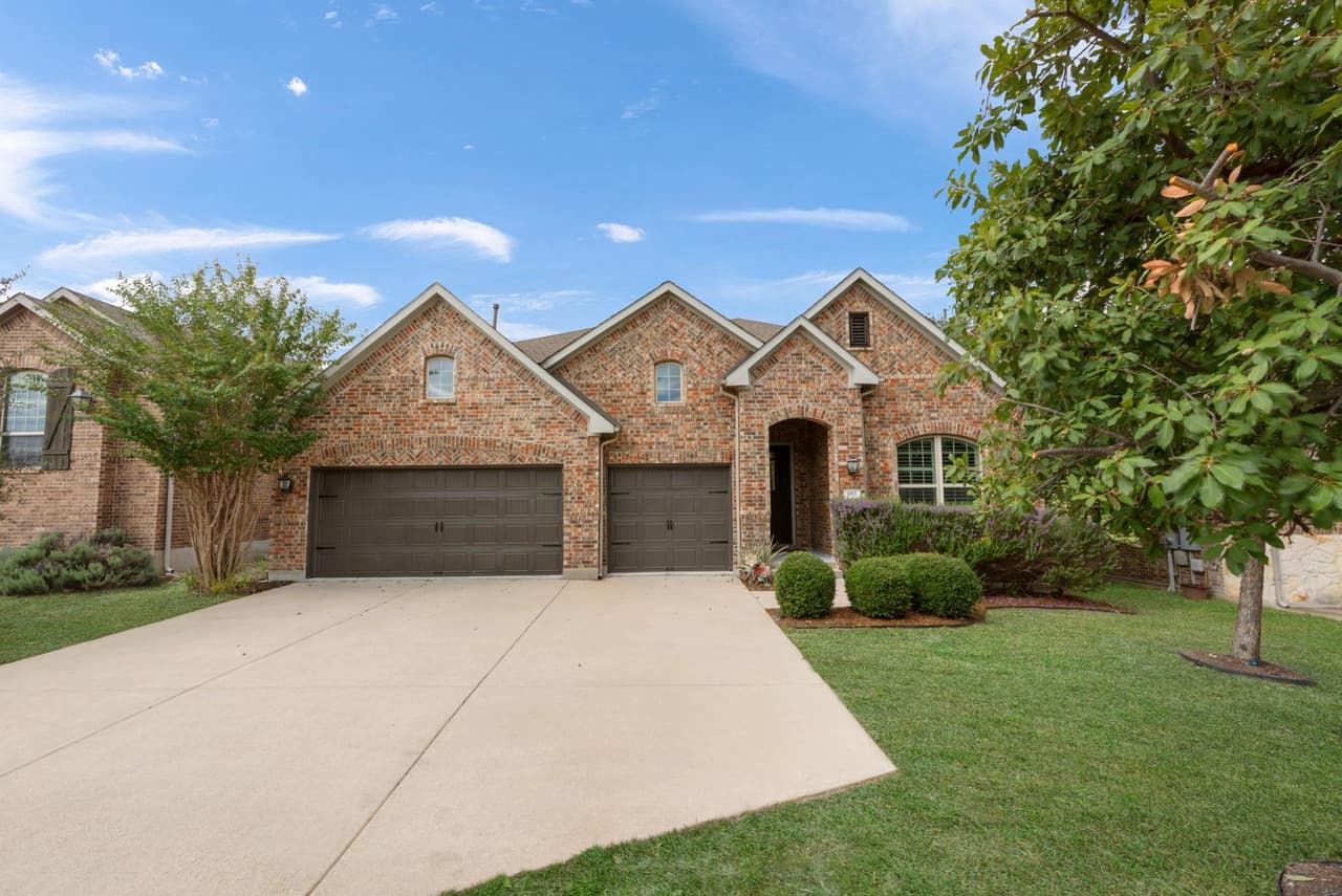 953  Catalina Ln