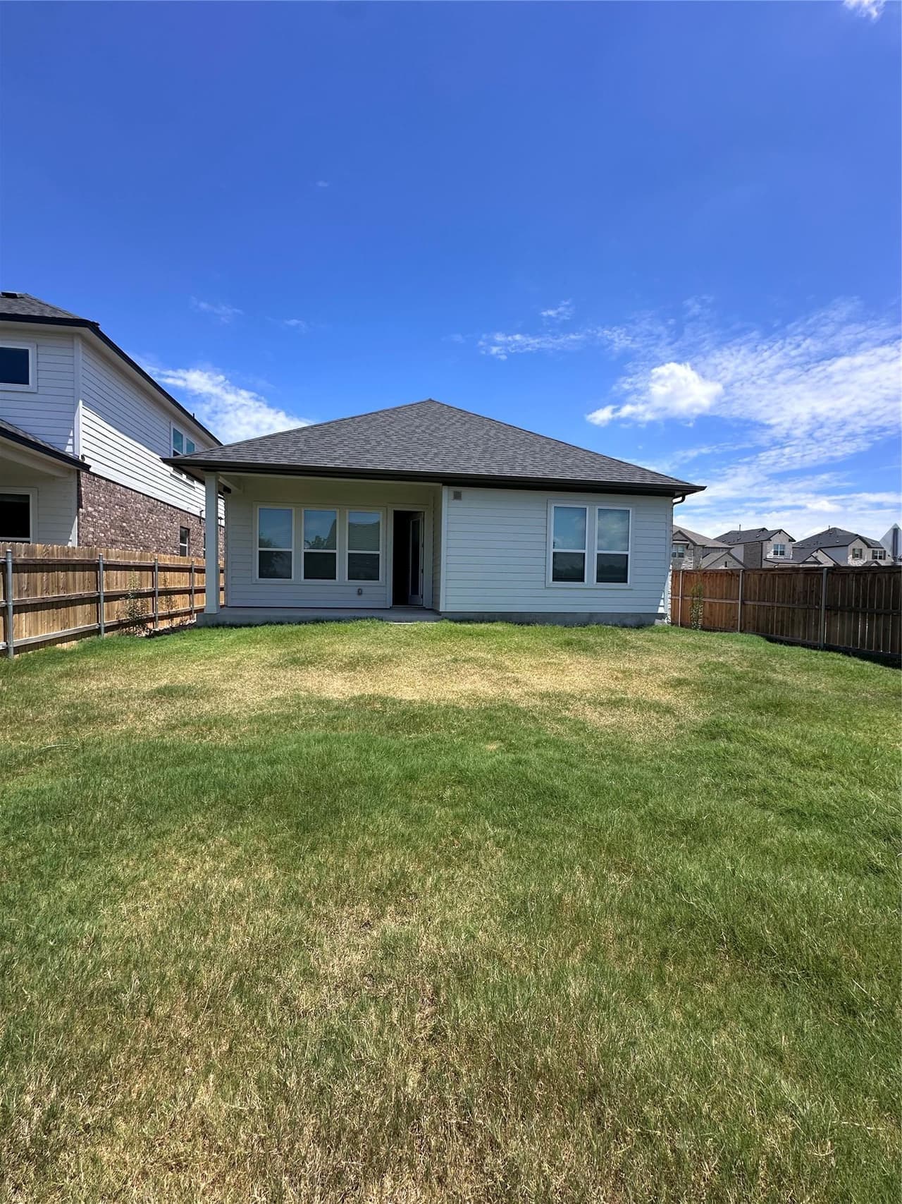 211  Darley Oak Dr photo 2