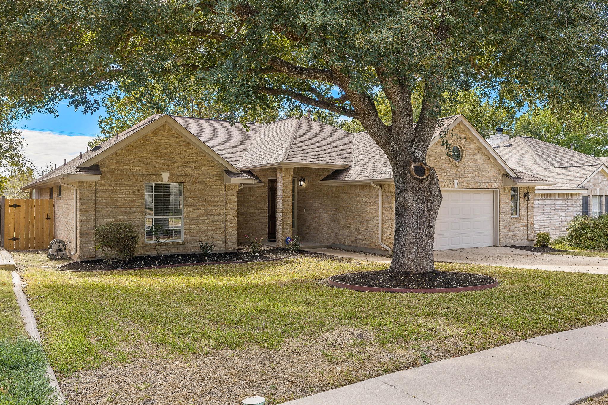 2205  Terradyne Dr photo 2