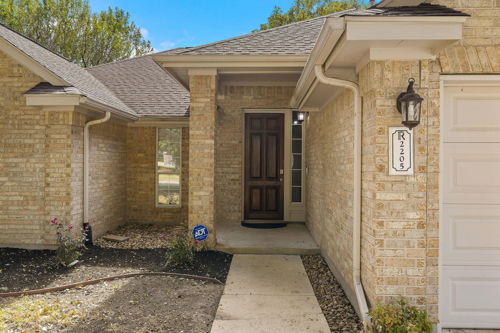 2205  Terradyne Dr photo 4