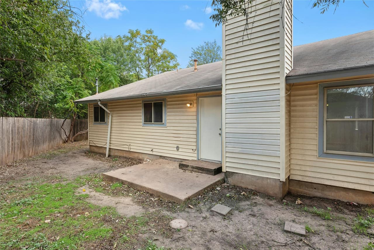 13187  Mill Stone Dr photo 2