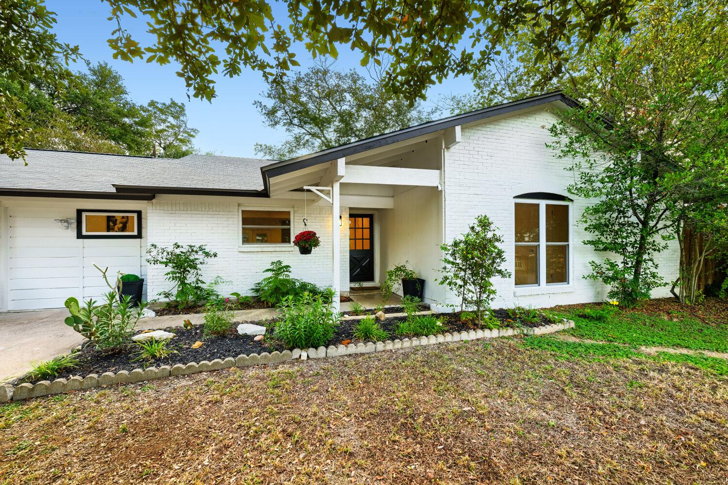 5605  Cordell Ln photo 2