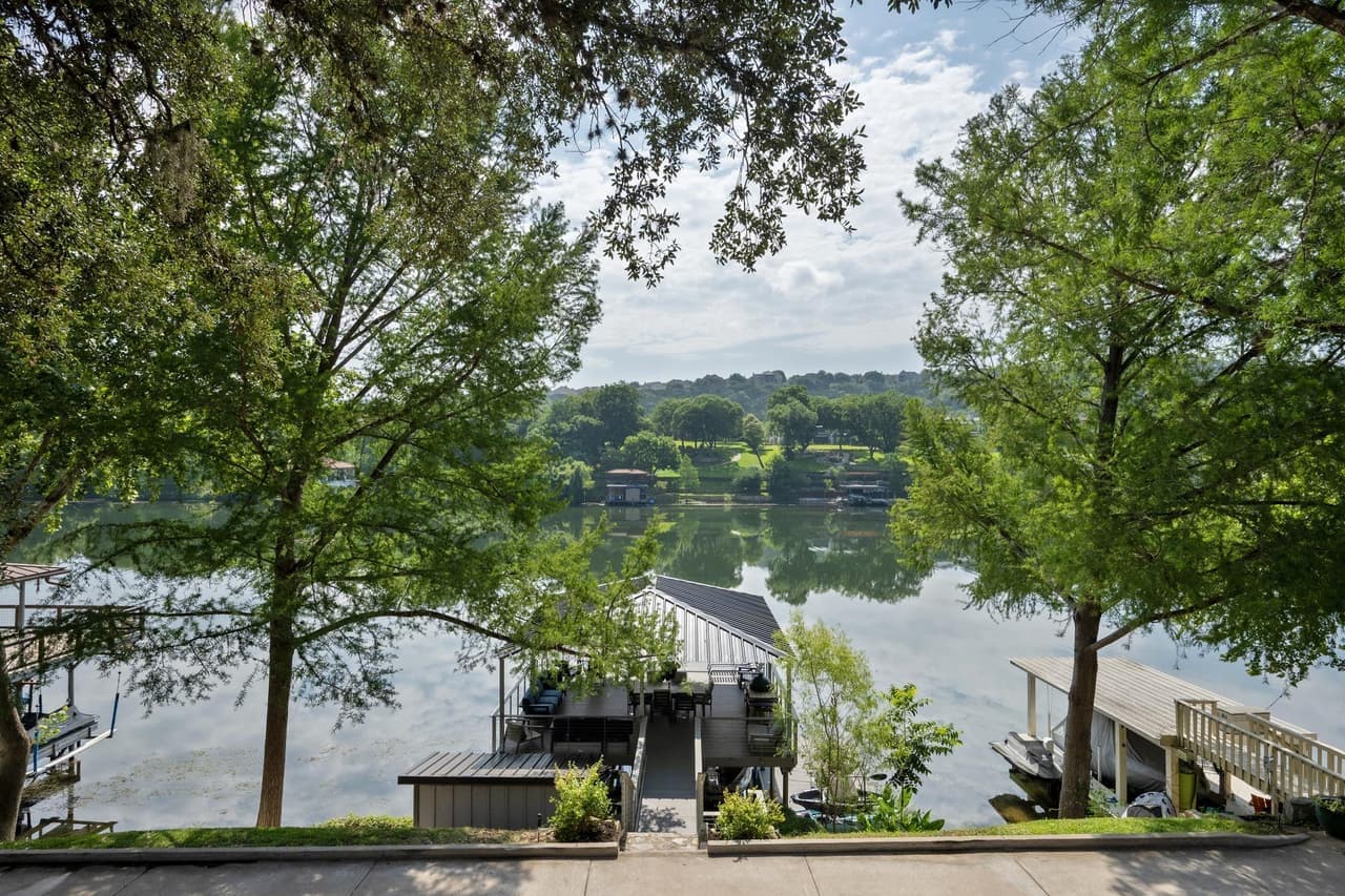 2303  Big Horn Dr