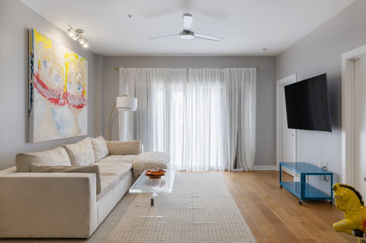 3600 S Lamar Blvd  #116