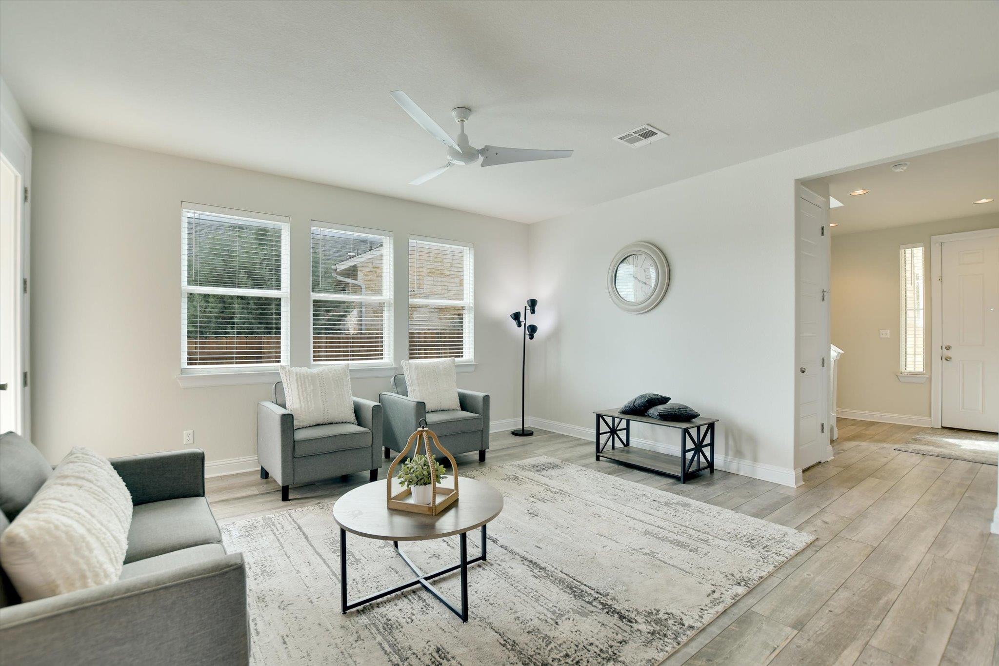 1216  Low Branch Ln photo 4