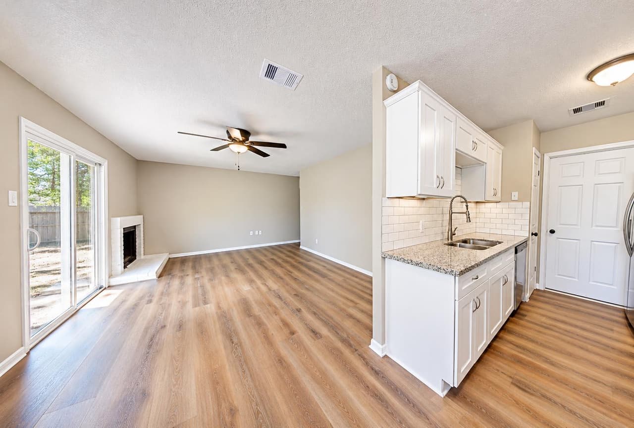 6203  Turtle Dove Dr photo 2