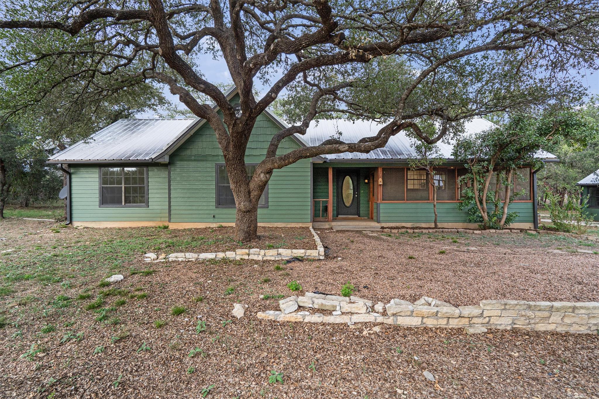 204 E Lakeshore Dr photo 5