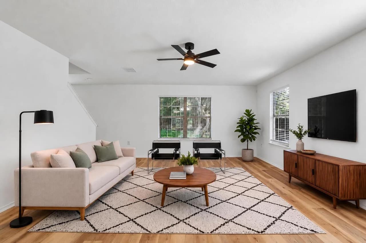 4504  Lyra Cir photo 5