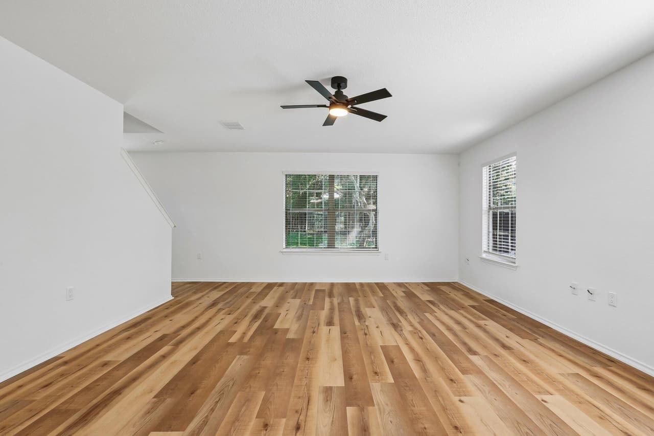 4504  Lyra Cir photo 6