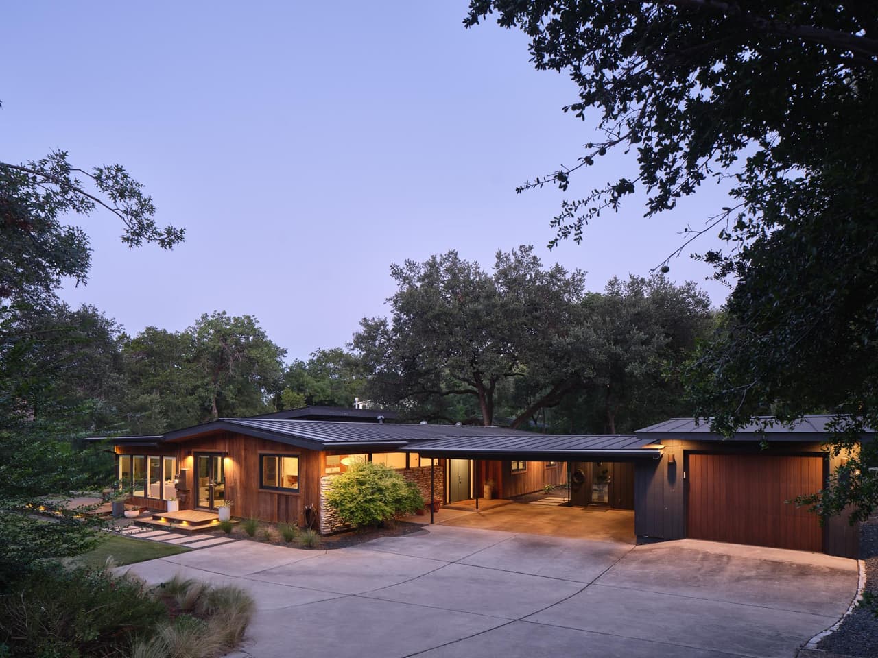 609  Laurel Valley Rd