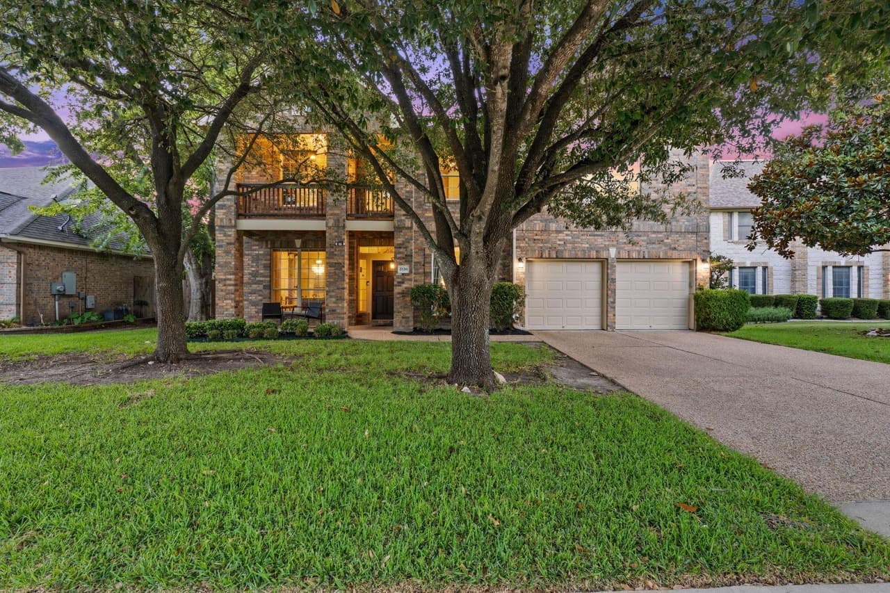 2126  Clear Lake Pl
