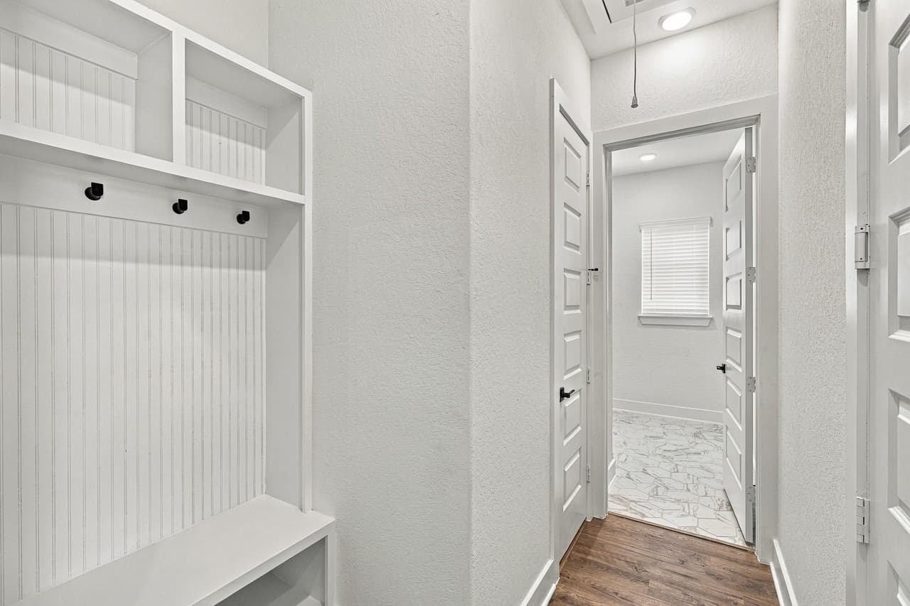 101  Hazy Hollow Dr photo 6