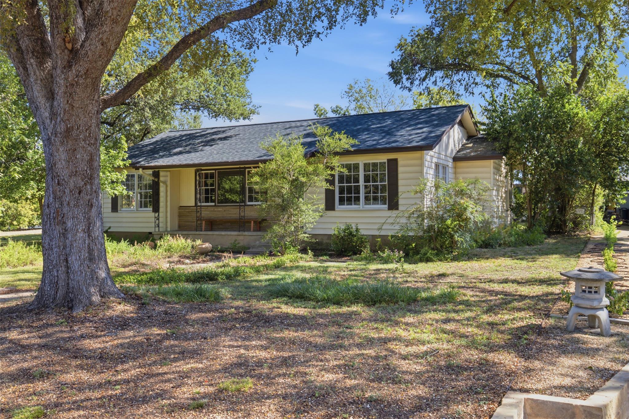 6005  Shoalwood Ave photo 6