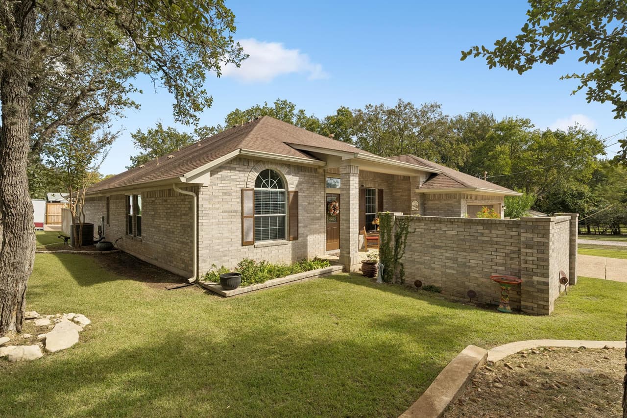 9806  Zion Way photo 2