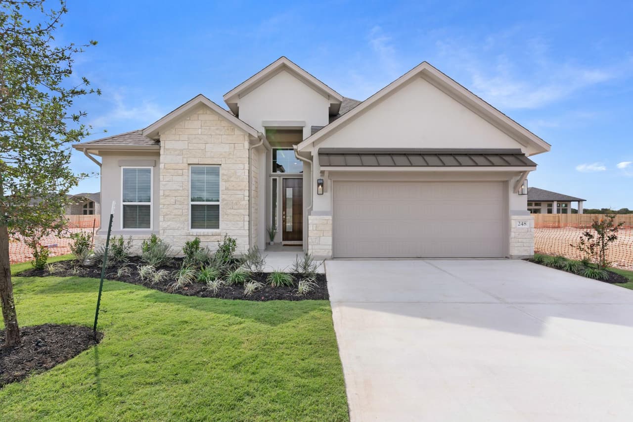 248  Prickly Poppy Way