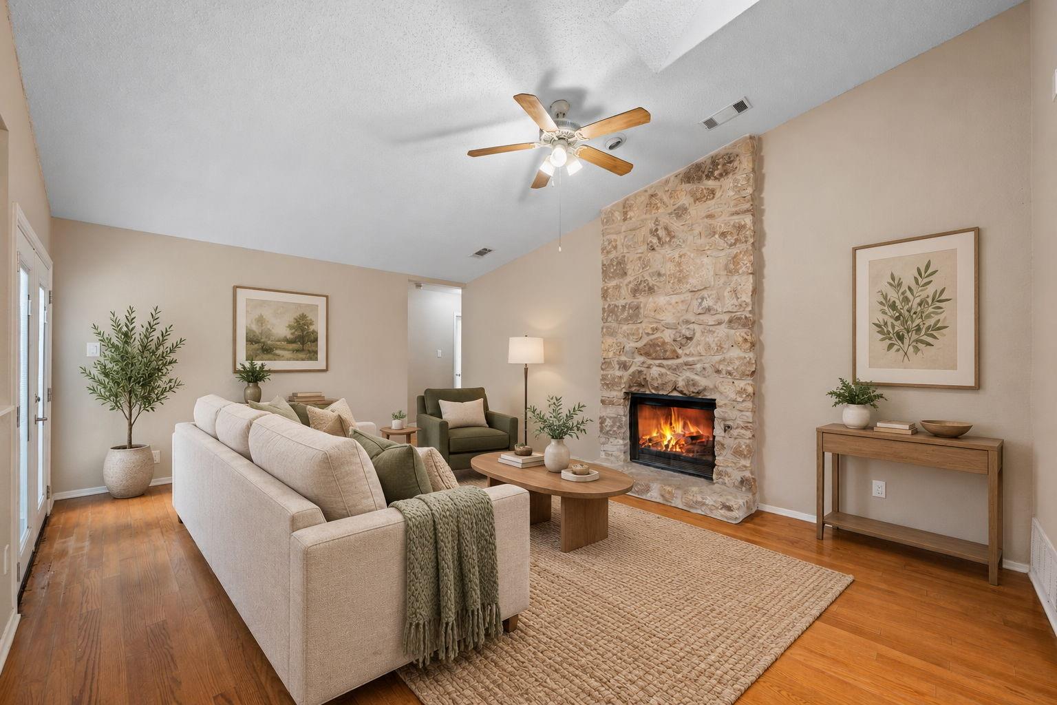 8002  Treehouse Ln photo 5