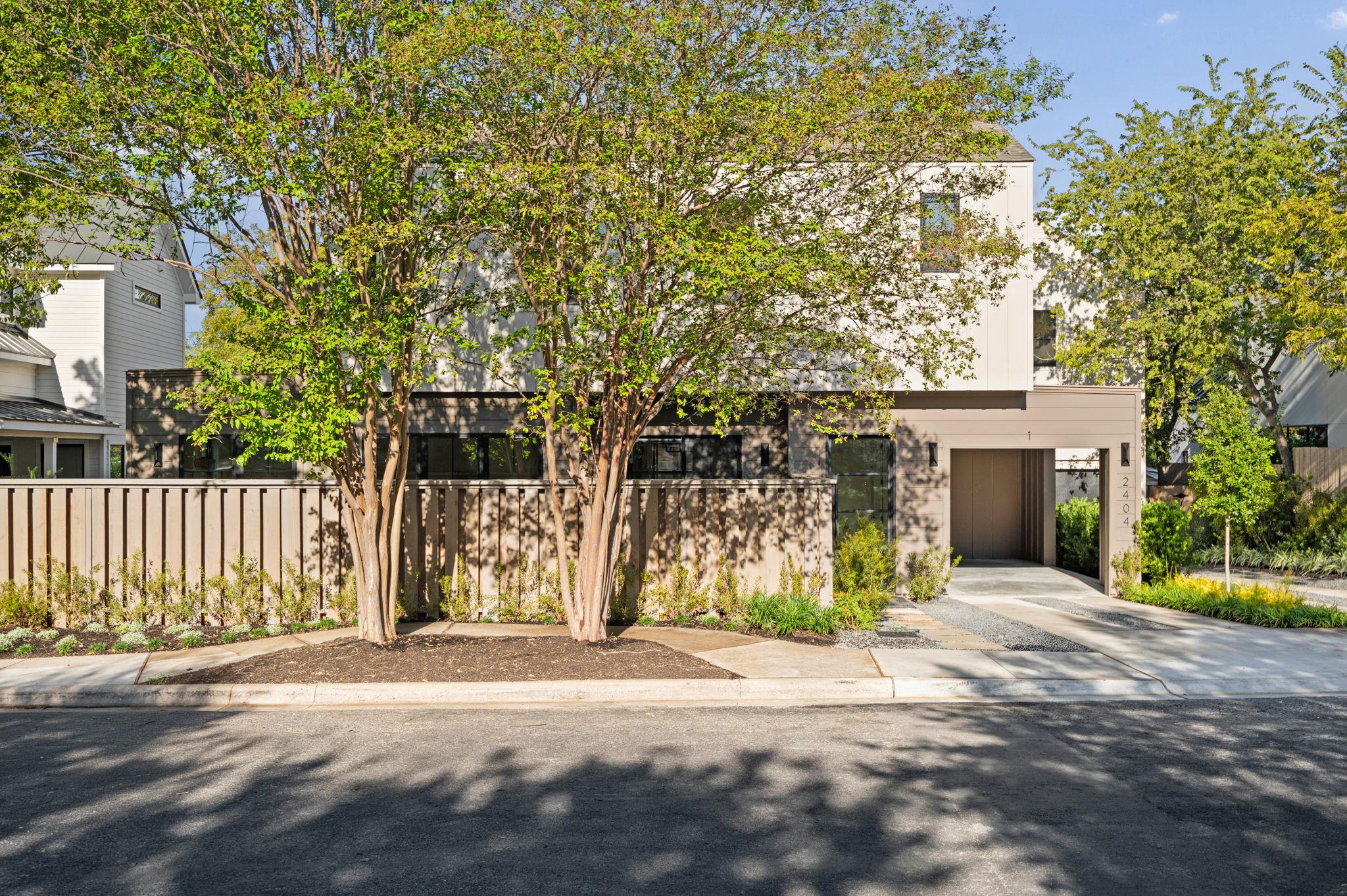 2404  Euclid Ave  #1 photo 2