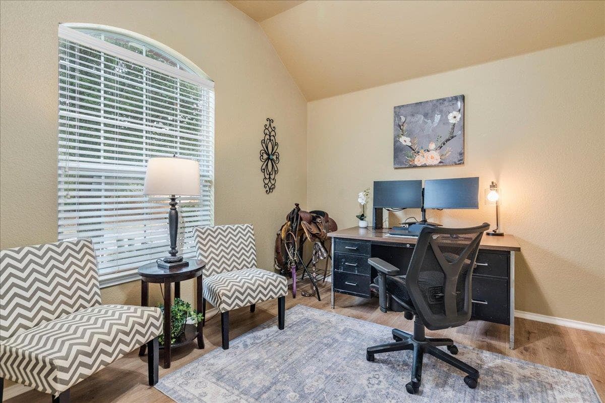 4433  Rolling Water Dr photo 5