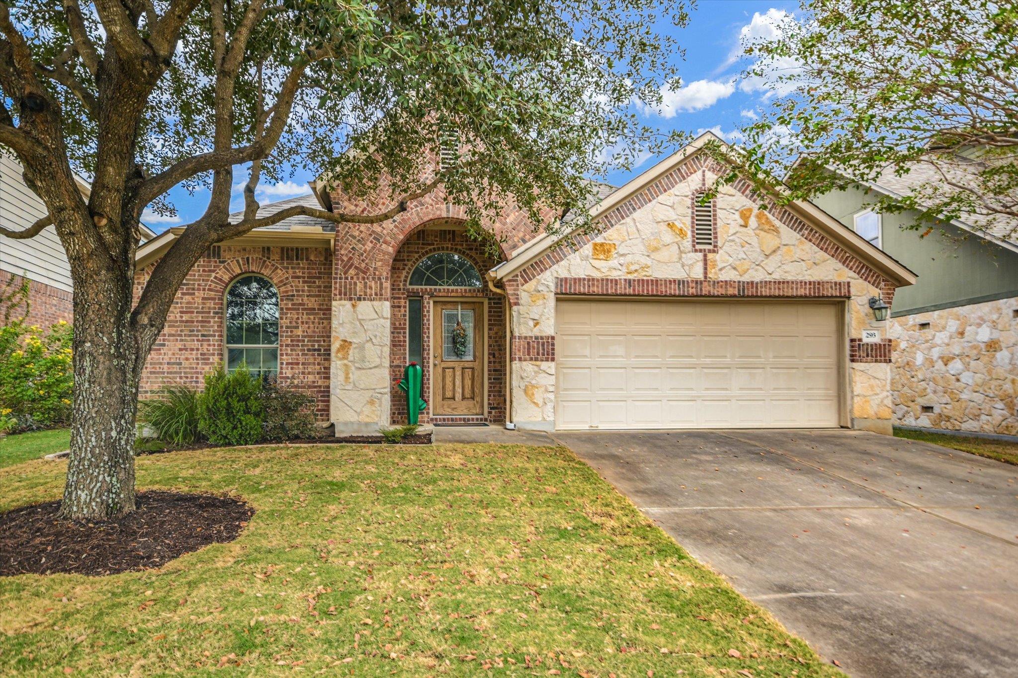 293  Rosemary Hollow Holw photo 2