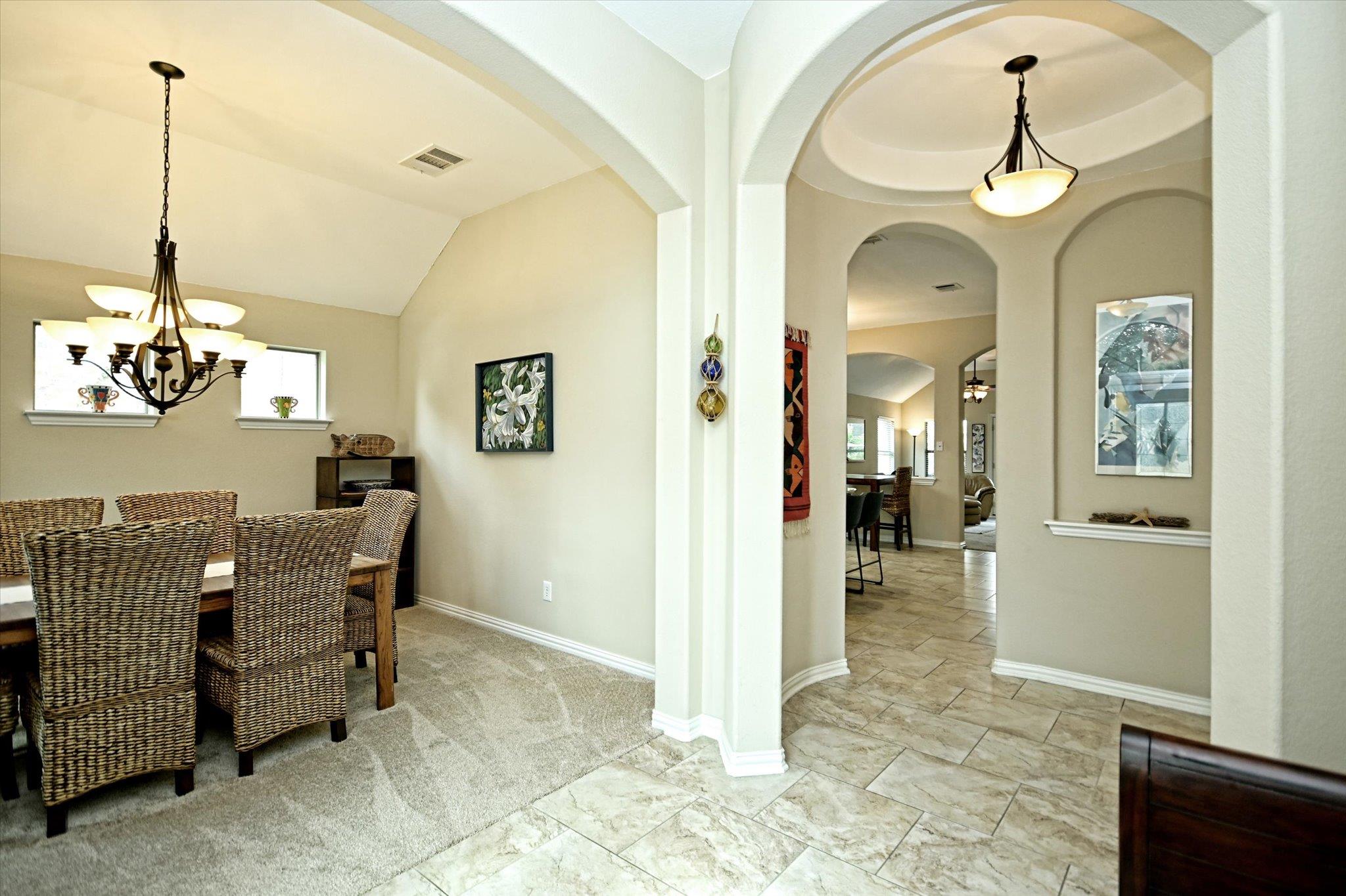 293  Rosemary Hollow Holw photo 5