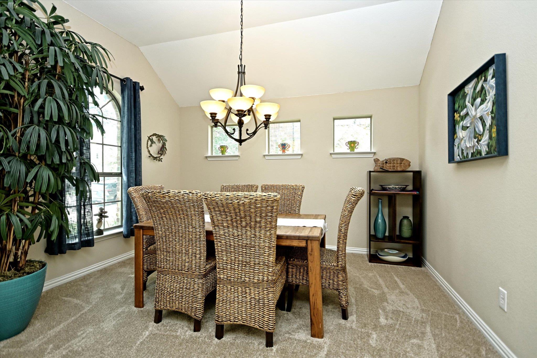 293  Rosemary Hollow Holw photo 6