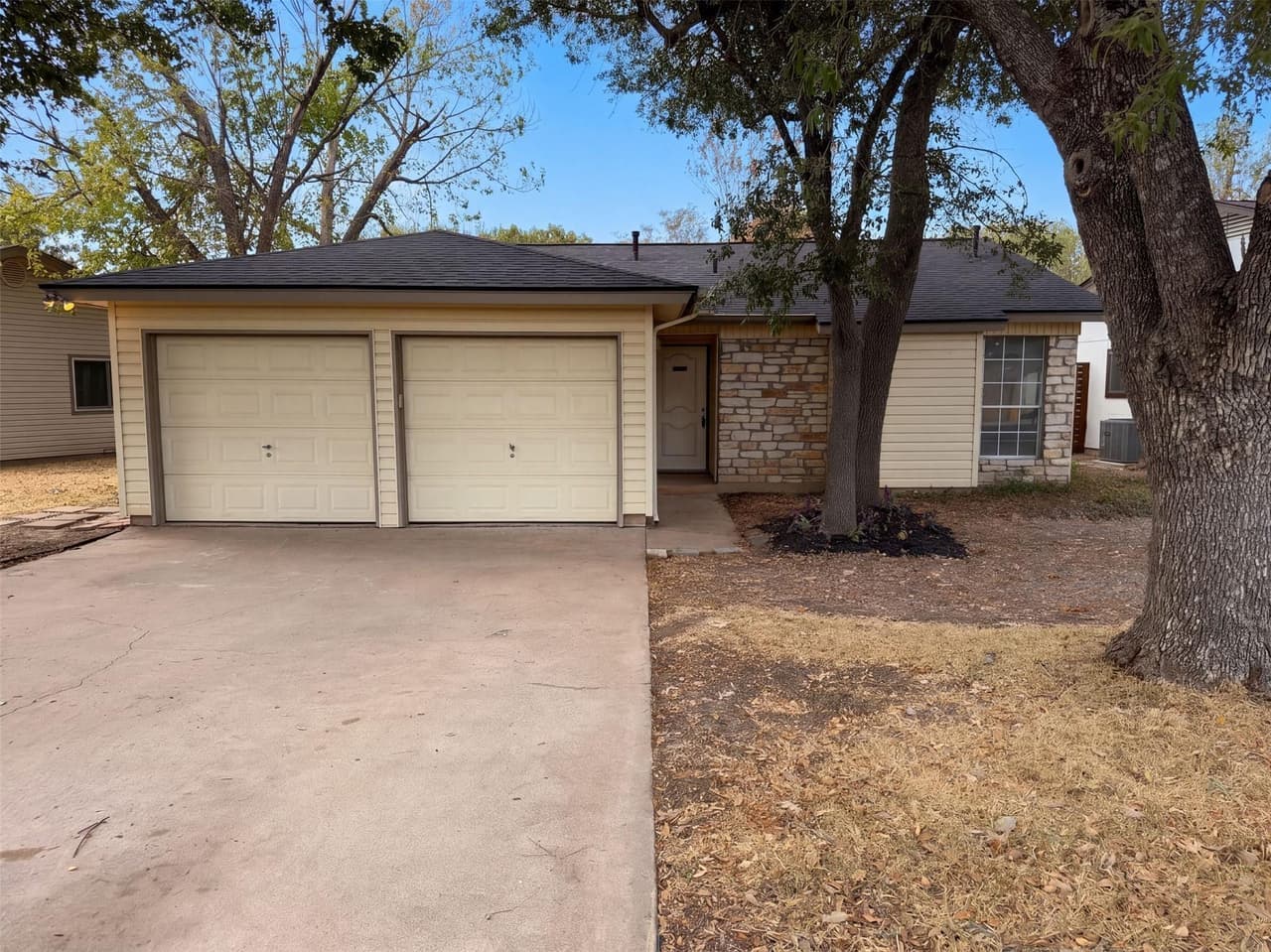 3702  Kandy Dr