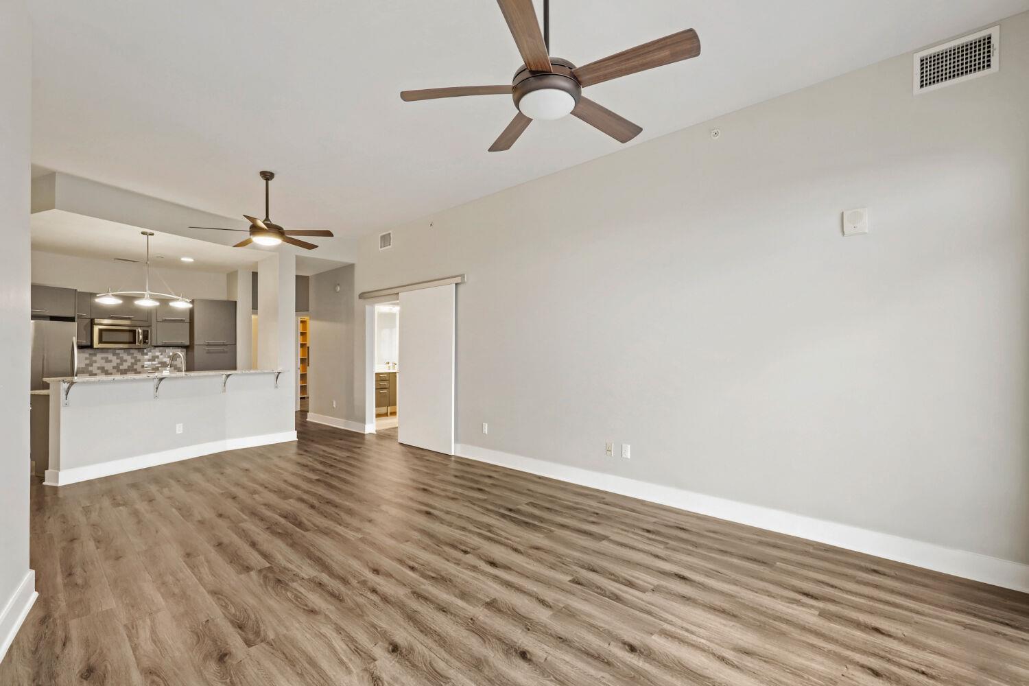 603  Davis St  #2009 photo 5