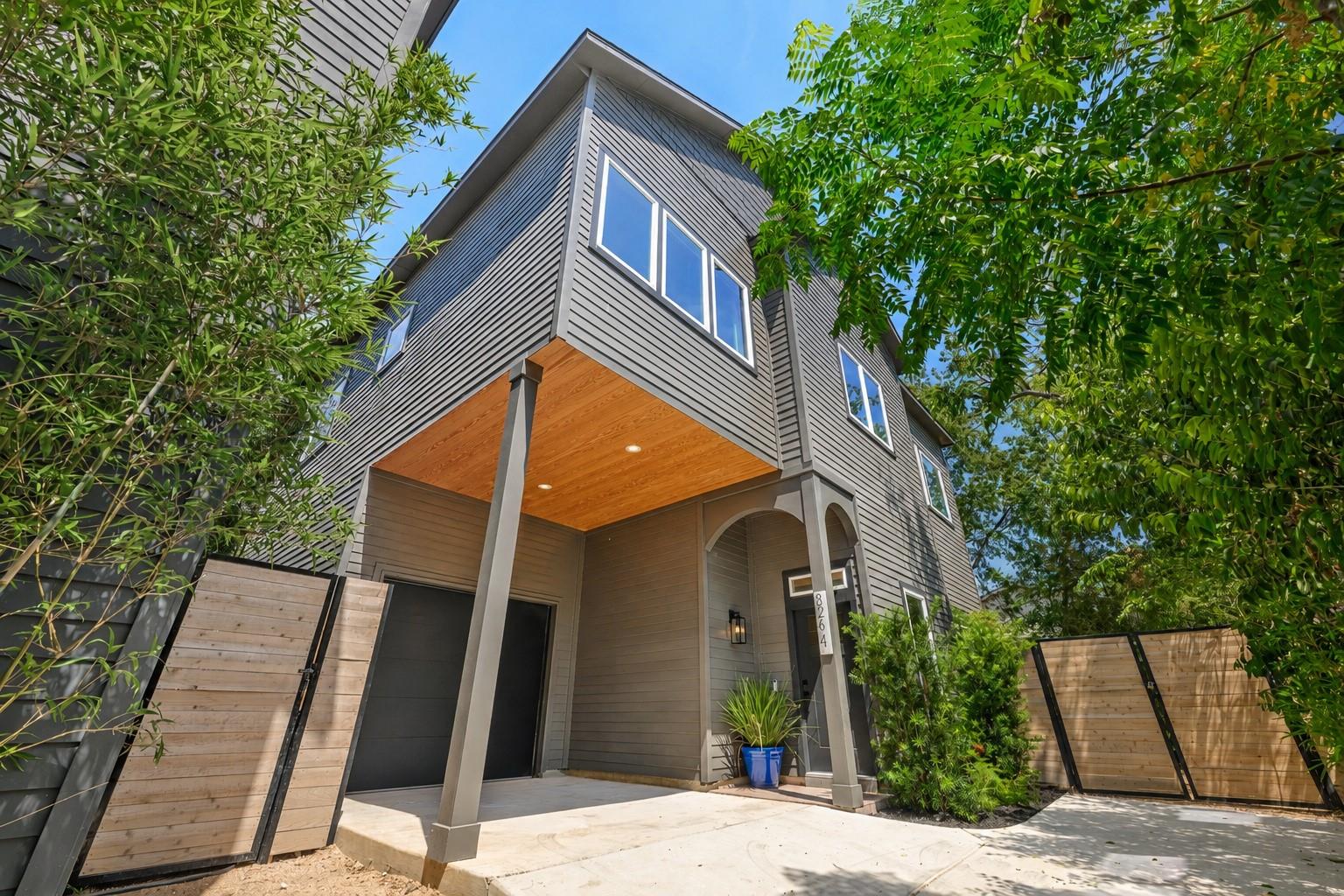 826  Morrow St  ##4 photo 2