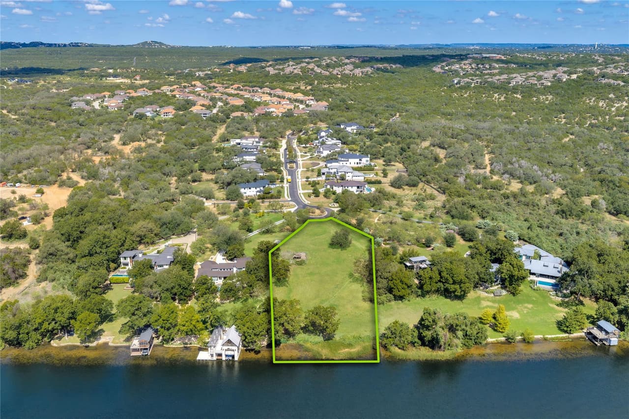 924  Cypress Grove Dr