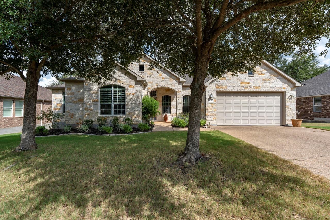 111  Raindance Cv