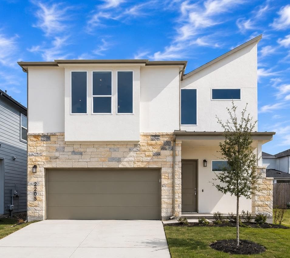 2205  Cento Walk