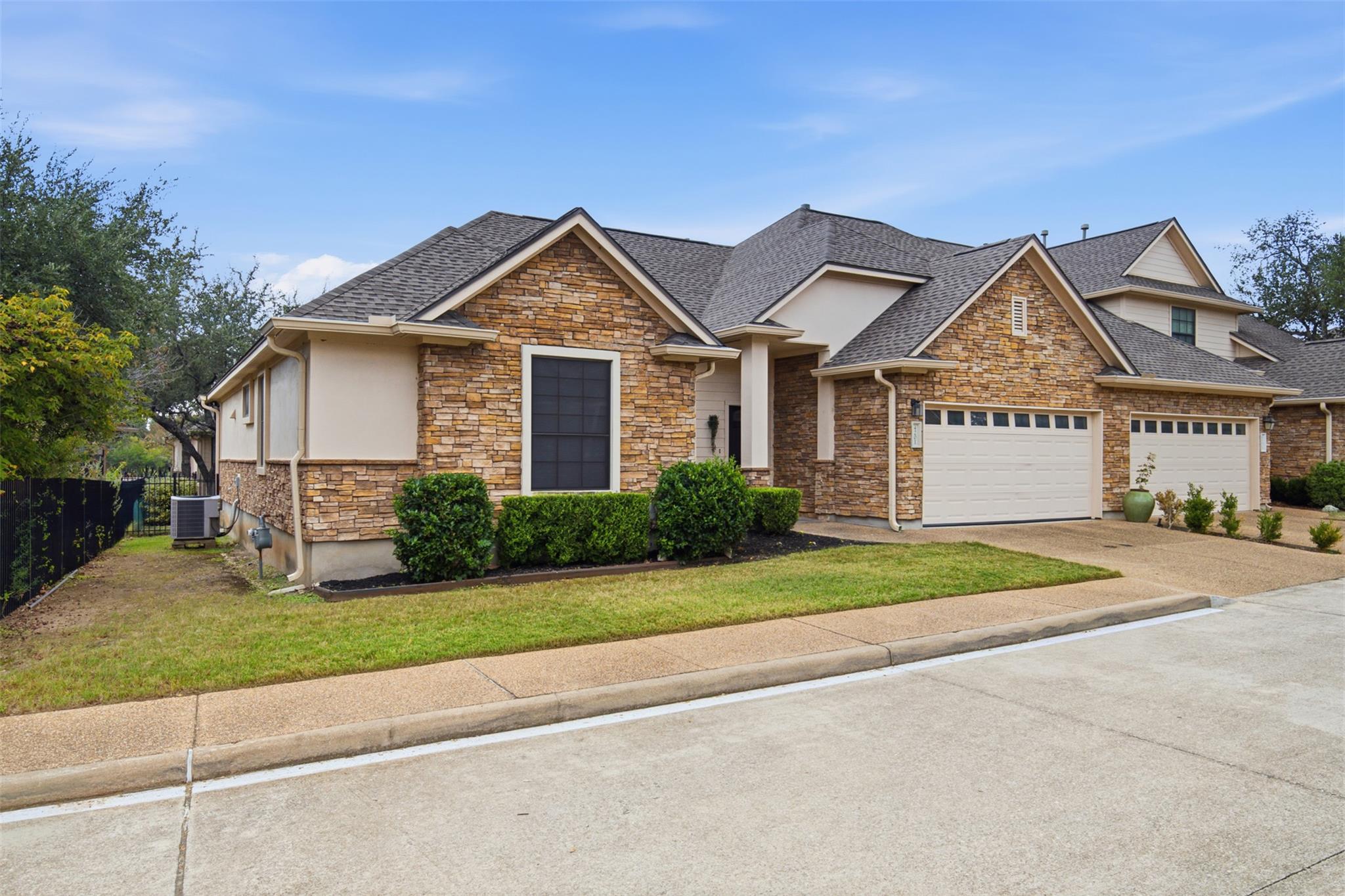 4201  Wild Iris Ln photo 2