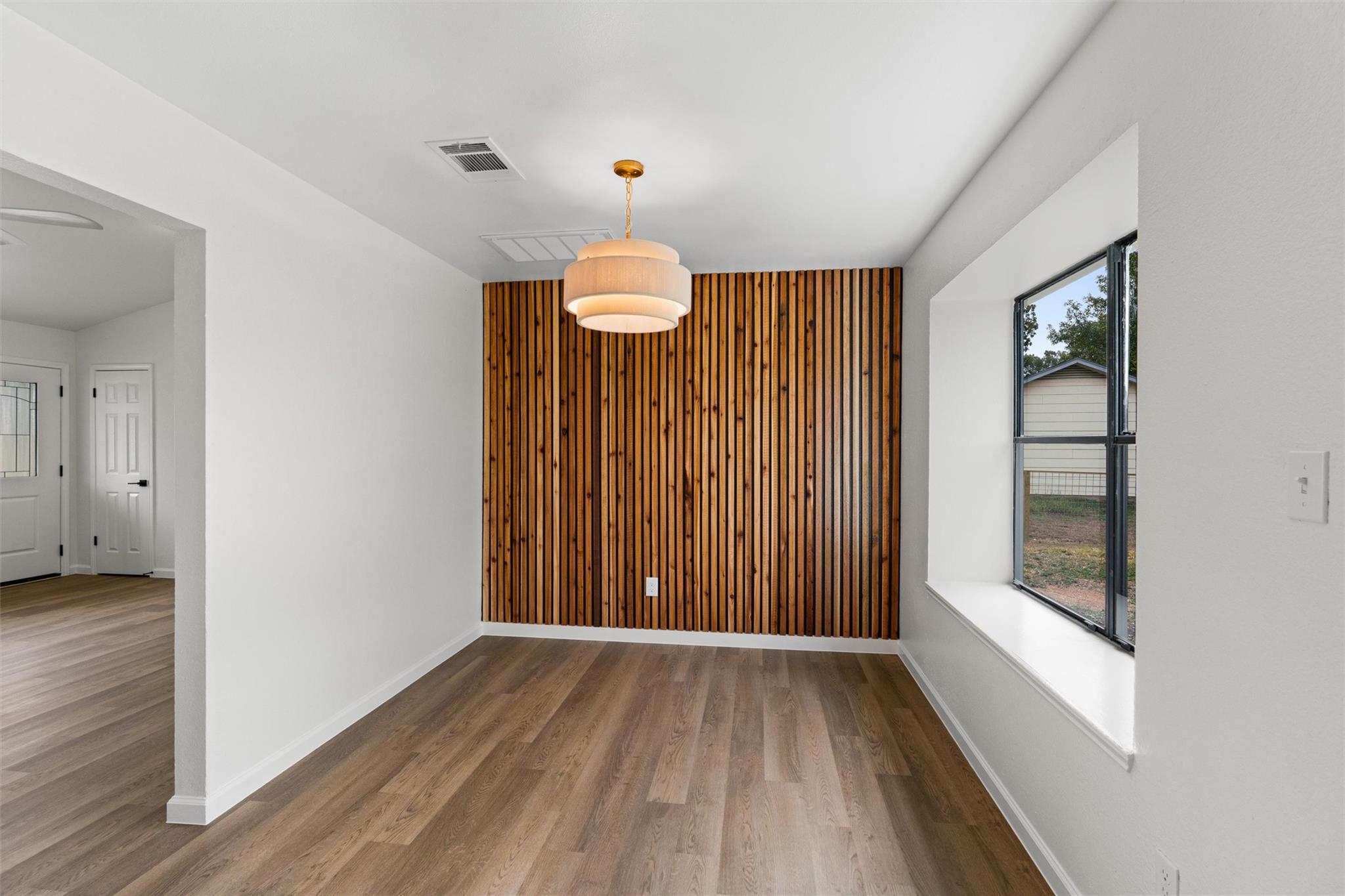 12221  Mustang Dr photo 6