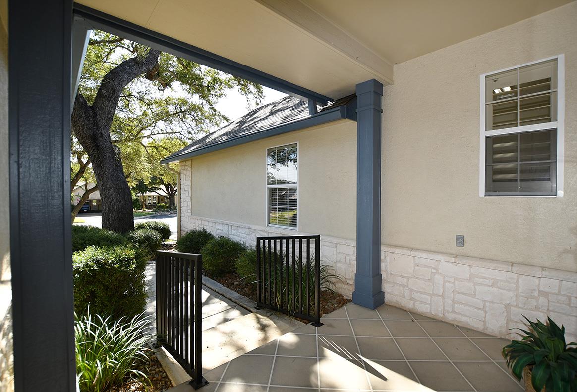 100  Bronco Cir photo 4