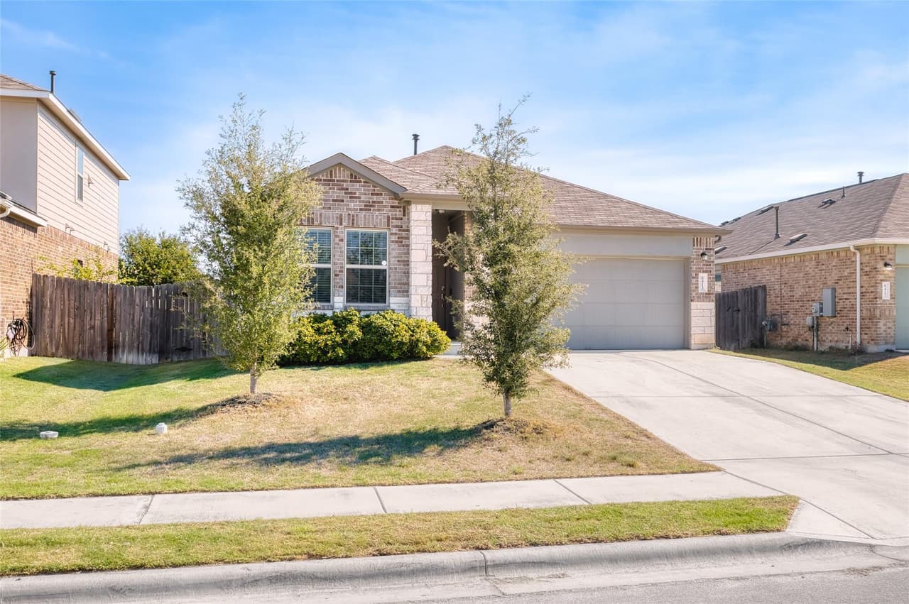 6413  Turin Ln photo 2