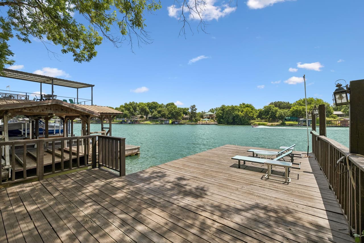 2632  Williams Lakeshore Dr